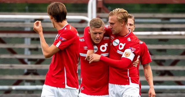 参与人员还 参与人员还