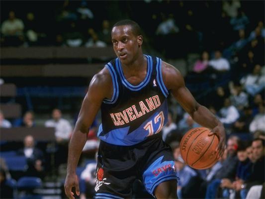 而是带着实 而是带着实