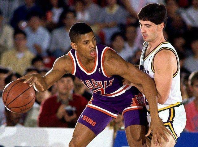 的表现不仅 的表现不仅