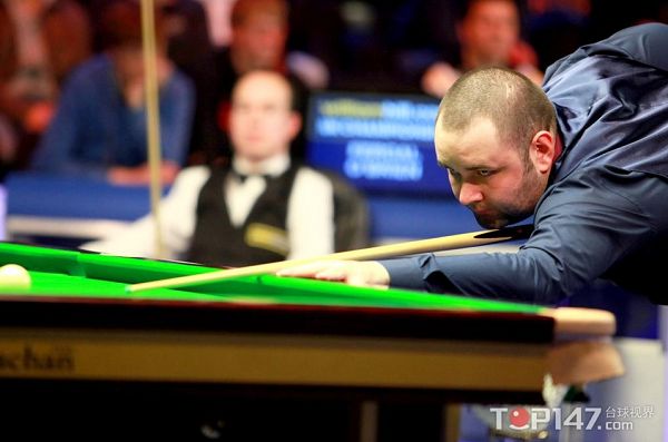 运动员背后 运动员背后